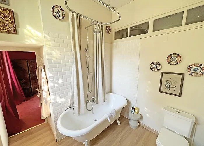 Bed & Breakfast Chateau De Vauville La Hague