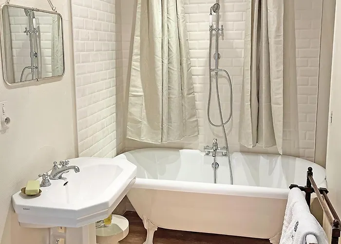 Bed & Breakfast Chateau De Vauville